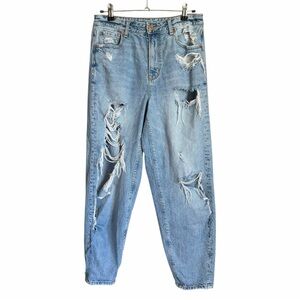 American Eagle Distressed Mom Jeans Size 4 High-Rise Cropped Casual